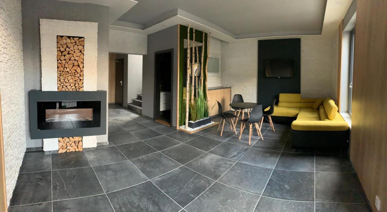 Apartmany Na Plesivci 아버르타미 외부 사진
